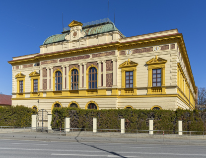 Historickou budovu Gymnázia Uherské Hradiště čeká letos oprava