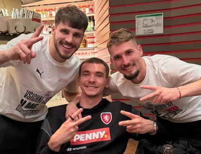 Tři v lavicích. Naprostá slovácká rarita. Tři reprezentanti chodili do jedné třídy v Uherském Hradišti