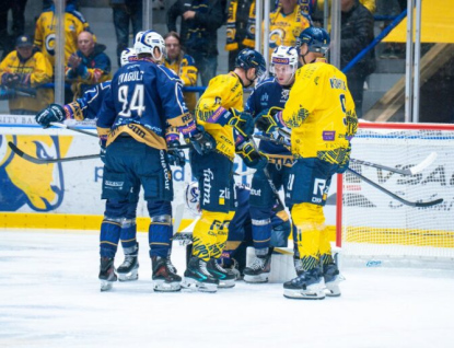 Válek zachránil hokejistům Zlína bod 22 sekund před koncem