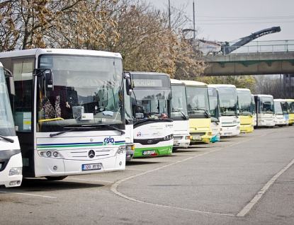 Potvrzeno: Zlínský kraj v soutěži na autobusové dopravce nepochybil, může uzavřít smlouvy  