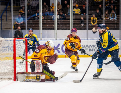 Jsou zpátky! Berani ovládli čtvrté finále 5:3, série se do Zlína vrátí v neděli