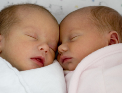 Zlínská porodnice zažila výjimečný týden, během tří dnů tam na svět přišlo hned šest dvojčat 
