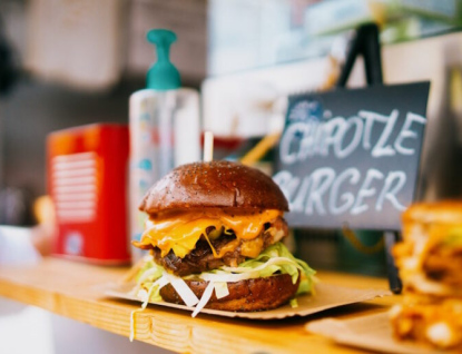 Food truck festival poprvé ve Zlíně! O víkendu nabídne kulinářské zážitky, koncerty i zábavu pro děti