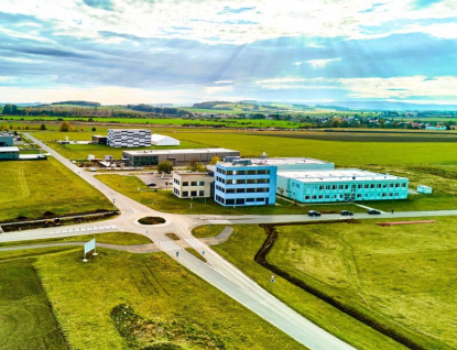 Do holešovské průmyslové zóny míří další investor