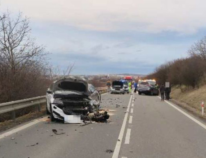 Hromadná nehoda si vyžádala zranění dvou řidičů