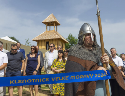 Klenotnice Velké Moravy se otevírá veřejnosti, představuje vzácné šperky a cenné nálezy