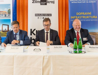 Kraj chce spolu s partnery urychlit úpravu propojení silnic I/50 a I/55 u Kunovic