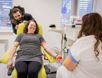 Dárců krve ubývá, kampaň opět podpoří zlínské divadlo