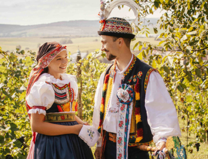 Kroj coby styl života. Vanesa jich má hned šest. A na folklor nedá dopustit