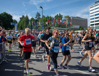 Festivalový půlmaraton ve Zlíně přivítal rekordní množství běžců. Vítězi jsou Kennedy Kipkemoi Rono a Chelangat Sang z Keni
