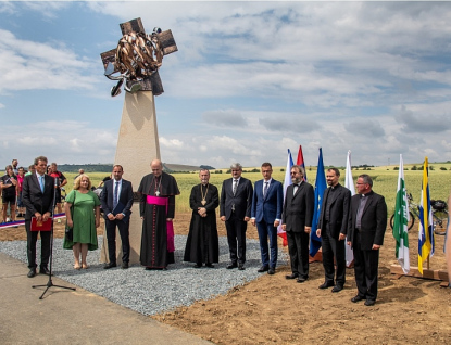 Mezi Zlechovem a Boršicemi byla slavnostně otevřena Cyklostezka svatého Metoděje