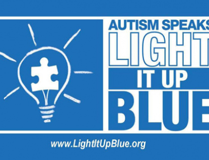 Radnice se rozsvítí modře na podporu autismu