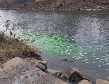 Vyšetřovací pokus na řece Bečvě. Kriminalisté použili netoxickou látku 