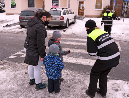 Chodci ve Valmezu jsou vidět