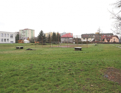 Radnice chystá opravu školního hřiště ZŠ Žerotínova