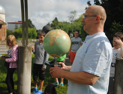 Táborníky čeká výsadek na neznámou planetu