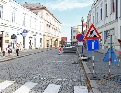 Oprava kanalizace omezí na rok dopravu v centru Valašského Meziříčí