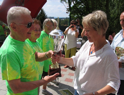 Z vítězství v celomoravském turnaji v pétanque se radují senioři z Rožnova