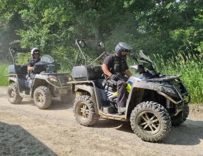 Policisté se zaměřili na motorkáře v lesích. Řešili téměř dvě desítky přestupků 