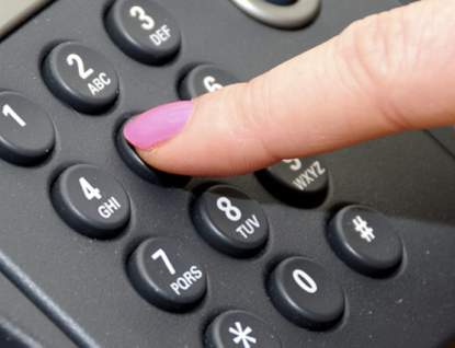 Provoz speciálních telefonních linek pro občany v době pandemie koronaviru končí k 1. červenci