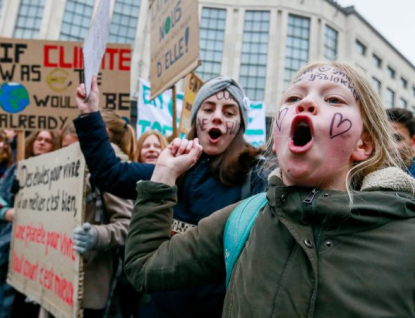 Studenti na Vsetíně pořádají stávku za klima. Přidat se má každý