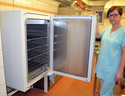 V Nemocnici Valašské Meziříčí desinfikují novým horkovzdušným přístrojem 