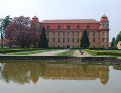 Holešovský zámek postupil do celostátního kola soutěže Památka roku