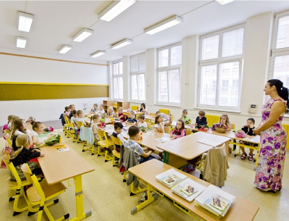 Zlínskému kraji se podařilo získat od státu peníze na navýšení platu pedagogů