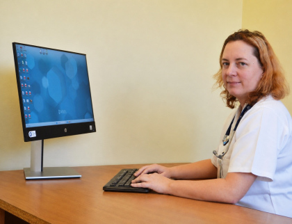 Léto jako past pro alergiky: Alergoložka z Nemocnice AGEL Valašské Meziříčí radí, jak přečkat sezónu v klidu