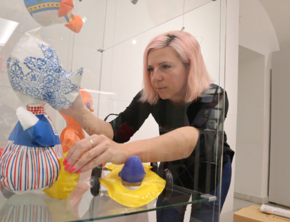 Muzeum vystavuje hračky značky Fatra. Součástí je dětská herna i fotografická soutěž