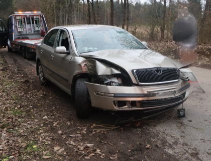 Tři řidiči za tři dny pod vlivem alkoholu na Zlínsku. Jeden z nich havaroval 