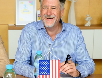 Do Zlínského kraje přijel Drew Scheberle z Texasu, firmám z regionu má otevřít cestu do USA