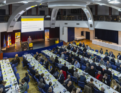 Krajští radní se v Luhačovicích setkali s téměř dvěma stovkami starostů