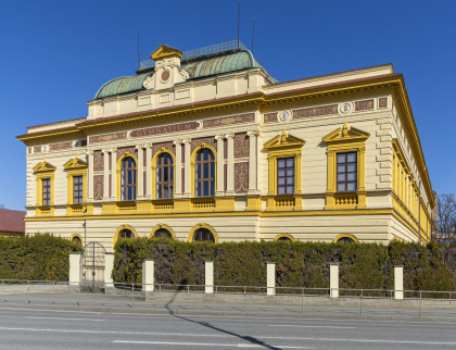 Historickou budovu Gymnázia Uherské Hradiště čeká letos oprava