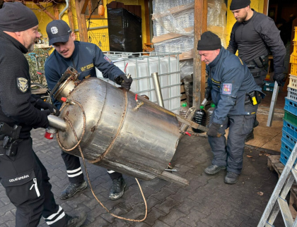 Během čtyřiceti dnů odhalili celníci ve Zlínském kraji už třetí nelegální palírnu