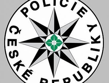 Záchranářské batohy i figuríny: kraj přispěje policii na zdravotnické vybavení