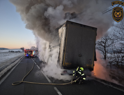 U Krhové začalo hořet nákladní vozidlo