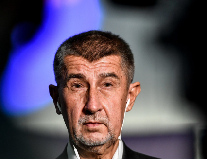 Na půjčce Ukrajině se podílet nebudeme, honosí se Babiš. Zrádce Evropy táhne Česko na východ, reagují politici