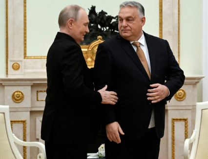 „K vašim službám“. Orbán nabízel pomoc Putinovi, píše Bloomberg