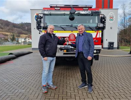 Město Vsetín pořídilo dobrovolným hasičům zcela novou cisternovou stříkačku
