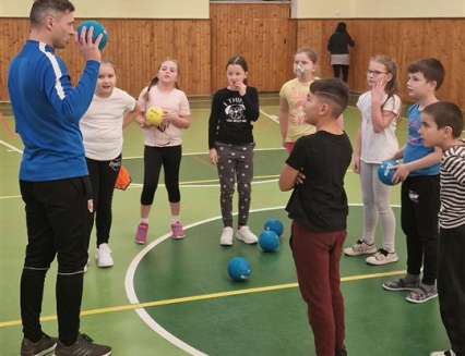 Trenéři učí ve vsetínských školách i letos