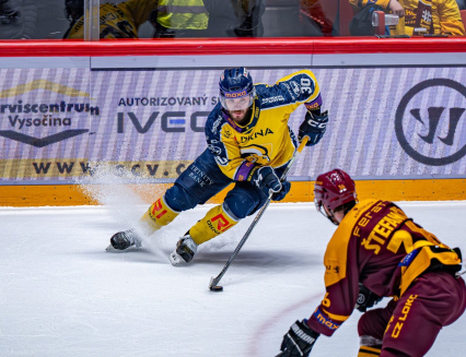 Berani oplatili Jihlavě porážku ze čtvrtka a srovnali finále na 1:1. Zářil Čiliak