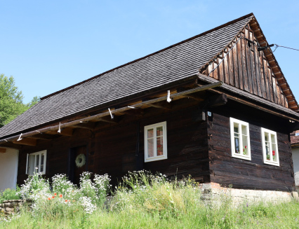 Chalupa Hajan v Lužné získala titul Lidová stavba roku 2025 Zlínského kraje