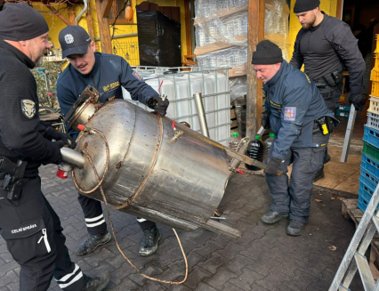 Během čtyřiceti dnů odhalili celníci ve Zlínském kraji už třetí nelegální palírnu