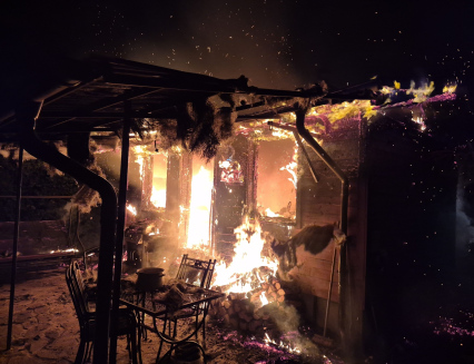 Požár zničil zahradní domek. Škoda 1 milion