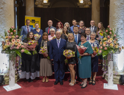 Kraj ocenil 14 pracovníků ve školství za vzdělávání mladé generace