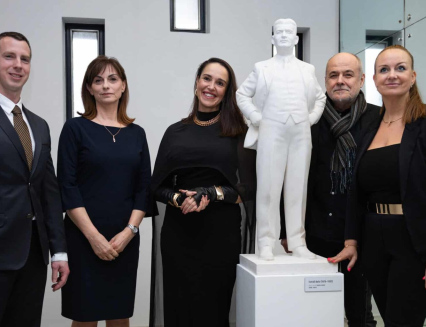 Ve Zlíně odhalili sochu Tomáše Bati. Je na místě, kde stával jeho rodný dům