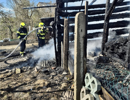 V Bystřici  p. H. hořela stodola