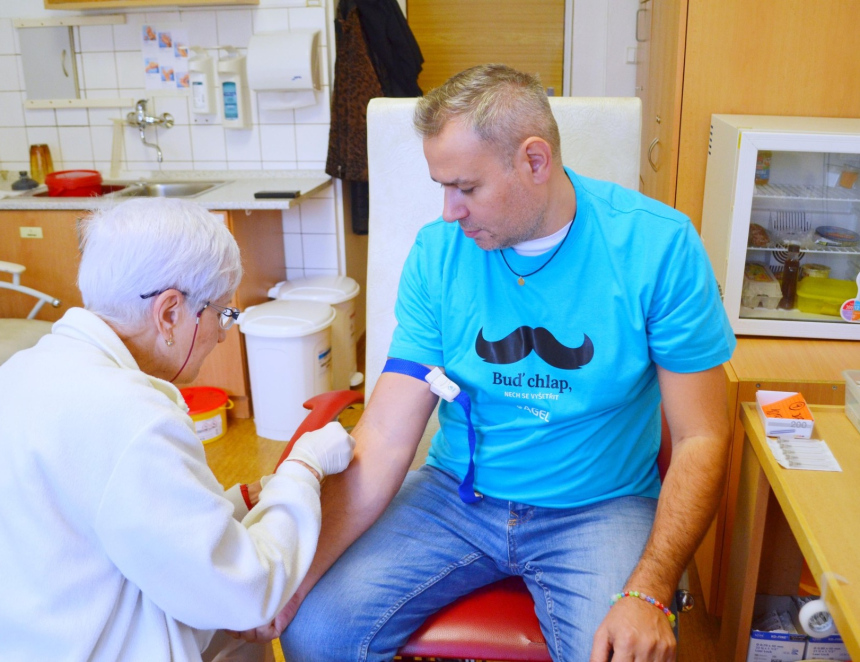 MOVEMBER: Listopad – měsíc knírů a zdravé prostaty