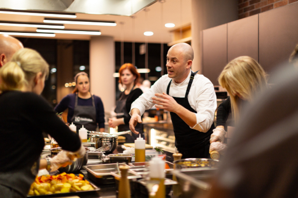 Thajská kuchyně i pečení chleba: Bistrotéka Valachy rozjíždí školu vaření